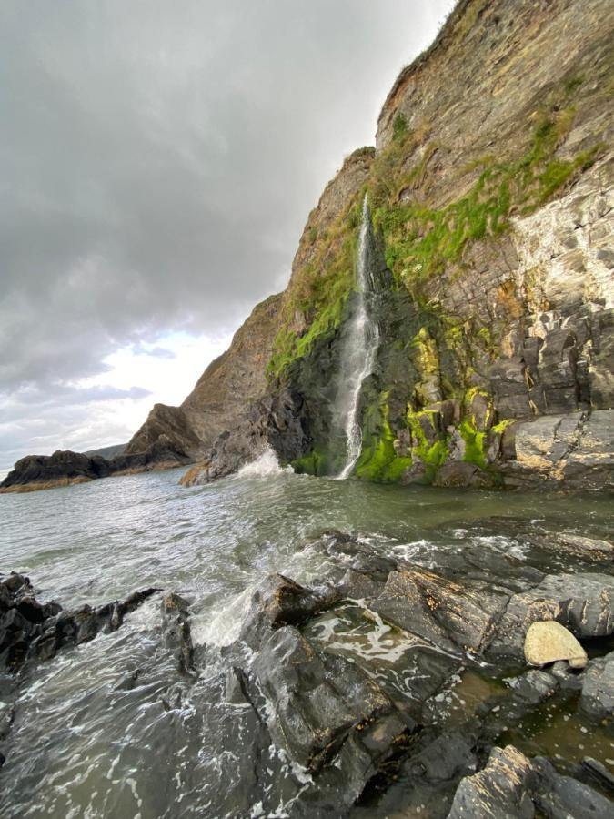 فيلا Wild Coastal Retreat At Troed Y Rhiw Aberporth, West Wales المظهر الخارجي الصورة